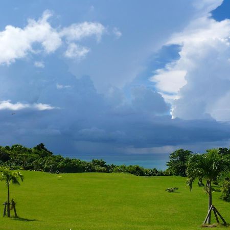 Tsundara Beach Retreat Ishigaki  Luaran gambar