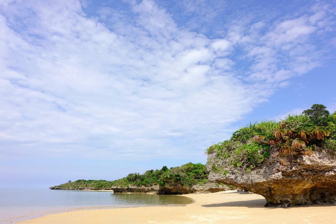 Tsundara Beach Retreat Ishigaki  Luaran gambar