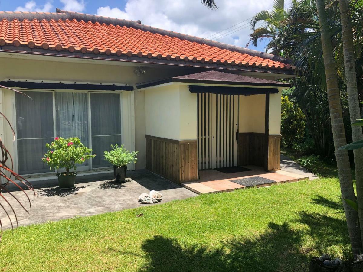 Tsundara Beach Retreat Ishigaki  Luaran gambar
